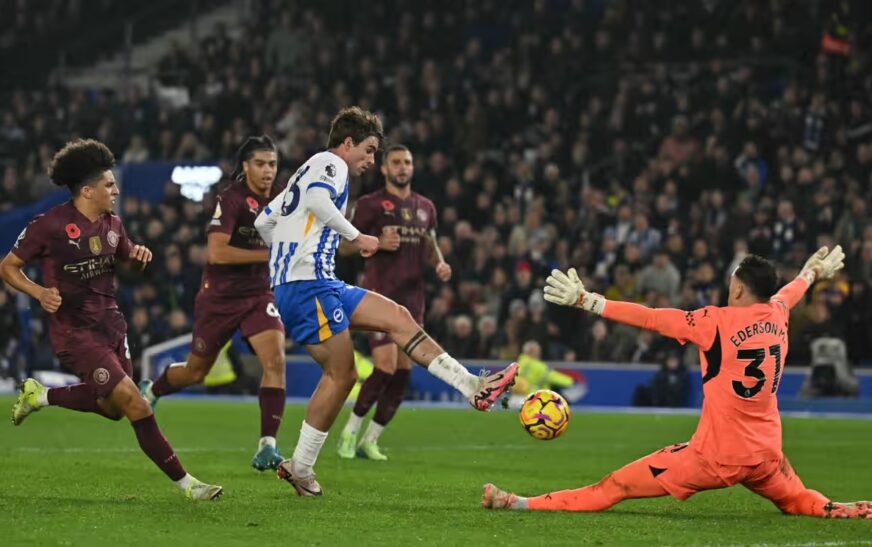 Brighton Triumphs 2-1 Over Manchester City in Thrilling Comeback