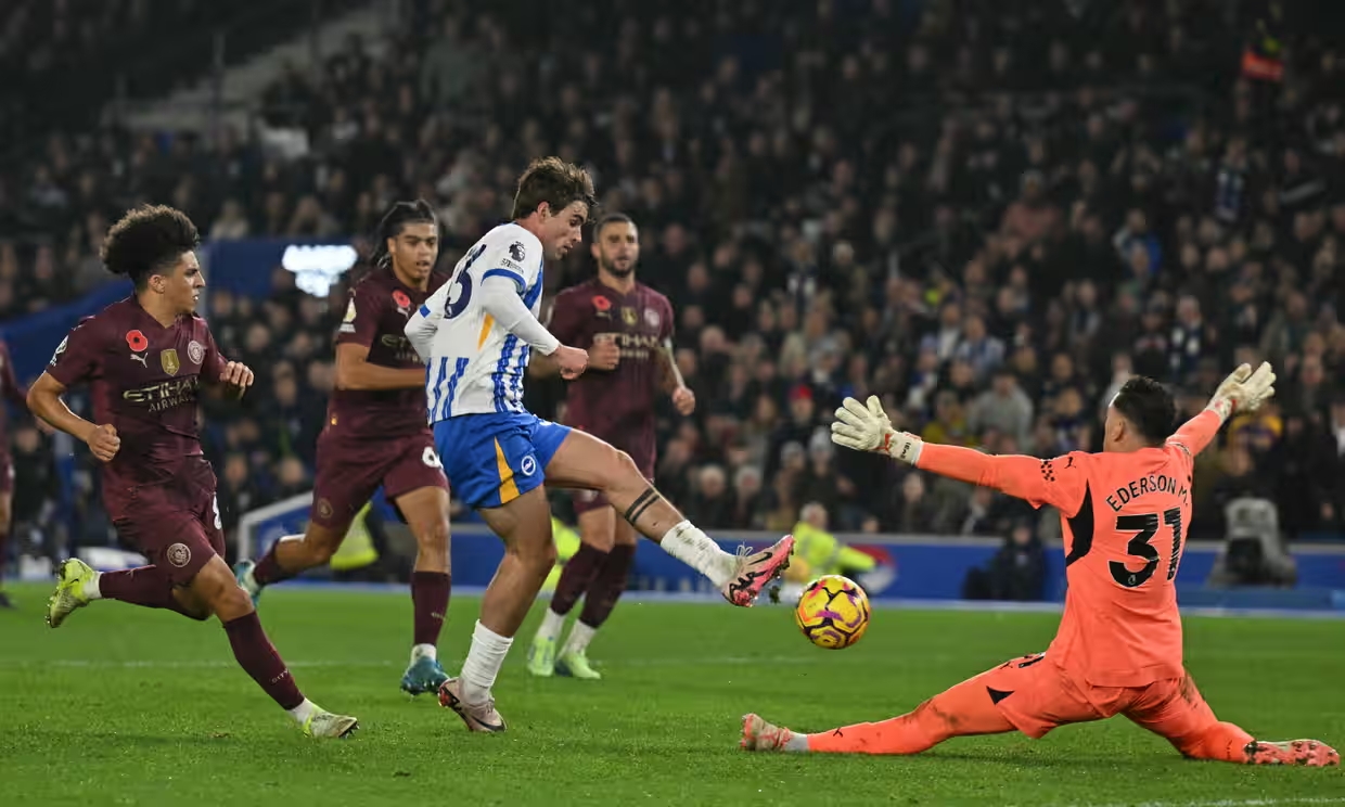 Brighton Triumphs 2-1 Over Manchester City in Thrilling Comeback